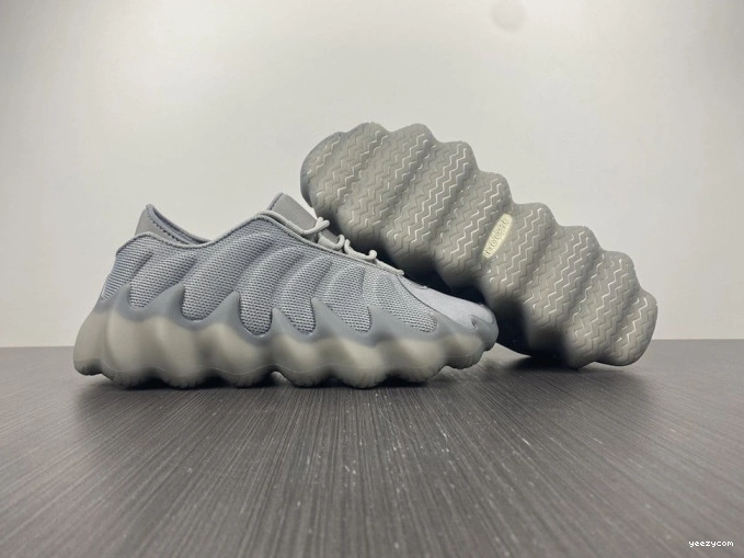 400 ADIDAS H68033 YEEZY 1031
